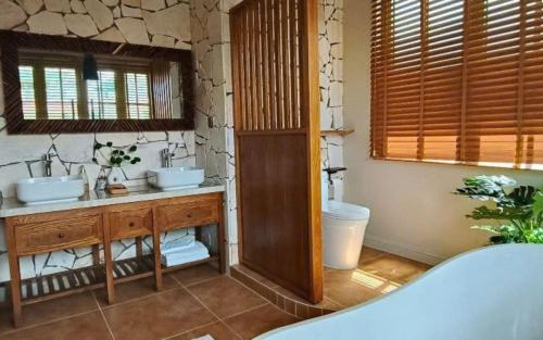 HAUs Villa Phu Quoc near Khem Beach - Free Pickup - 샤워실