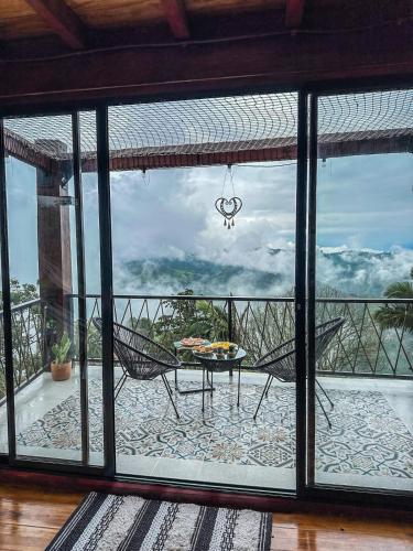 View, La mejor vista del eje cafetero en el Chalet La Gitana in Marsella