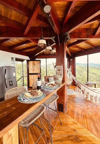 Facilities, La mejor vista del eje cafetero en el Chalet La Gitana in Marsella