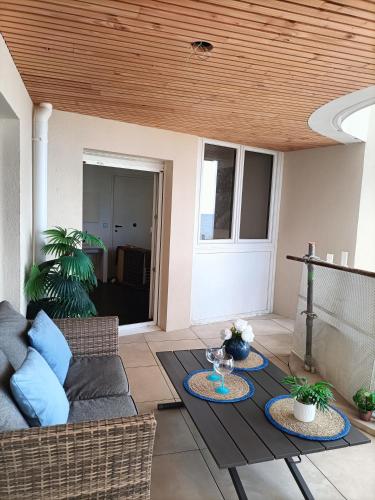 Saint Raphaël lieu paradisiaque (Saint Raphael lieu paradisiaque) in Le Trayas Superieur