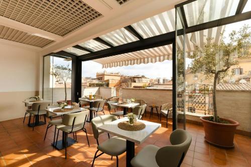 Piazza Di Spagna Hotel, Sonder - 레스토랑