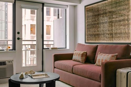 One-Bedroom Apartment with Queen Bed, Sofa Bed and Balcony