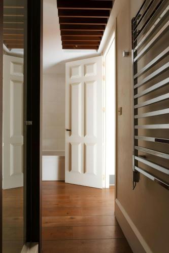 Sonder l DO Plaça Reial - main image