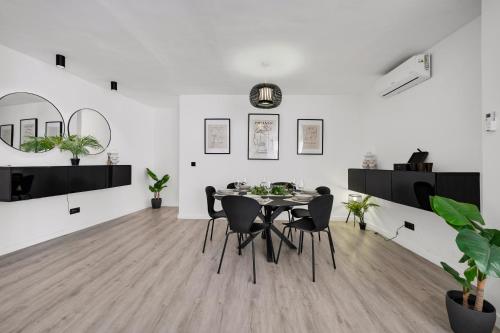 Plaza de las Flores Luxury Apartment
