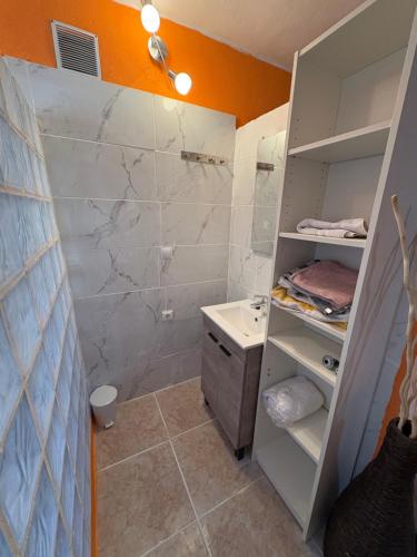 ZEN à RICOTE (ZEN a RICOTE) in Ricote