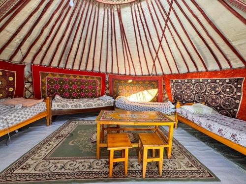 Travelers Guest House in Ölgij