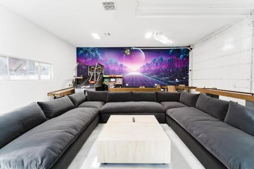 Szórakozási lehetőségek, Luxury Villa with Pickleball Court, Heated Pool, Treehouse and Game Room in Indian Rocks Beach (Florida)