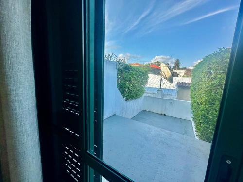 ระเบียง/ชานเรือน, Azores Pedra Apartaments A in เซาร็อก