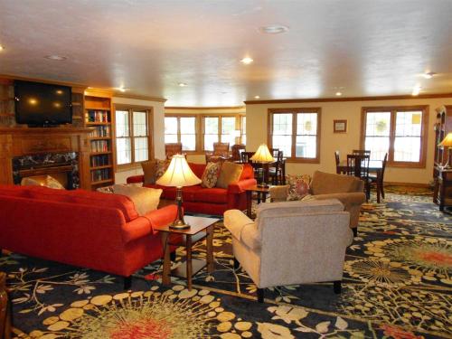 Pheasant Park Resort 3
