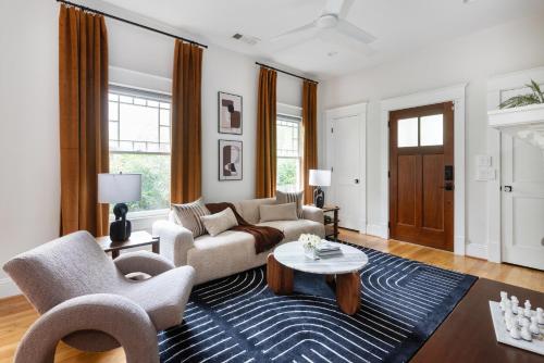 Canvas Haven in Virginia Highland