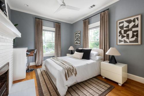 Canvas Haven in Virginia Highland