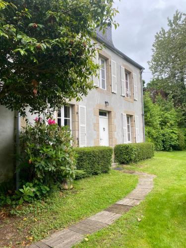 Maison entre campagne et mer gîte à louer Plufur