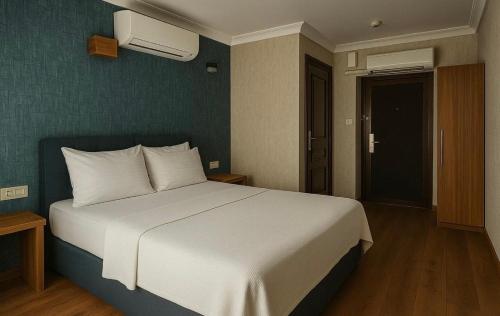 1 queen bed