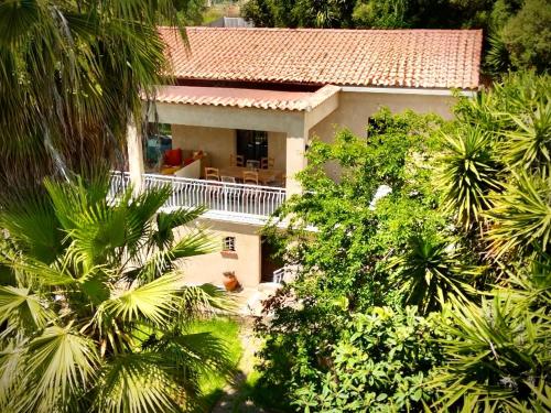 Villa proche Ajaccio et mer exclusive 2 à 10 voyageurs gîte à louer BASTELICACCIA