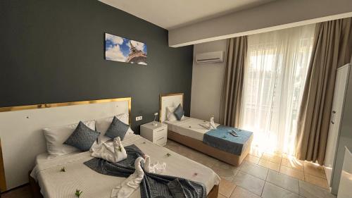 MOONBOW BEACH HOTEL