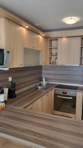 Делукс апартамент -Тюркоазен релакс in Pomorie
