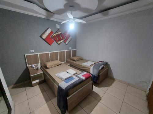 Standard Double Room image 6