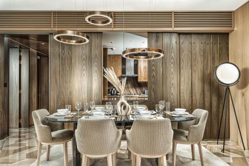 FIVE Palm Jumeirah Premier Apartments, Dubaj