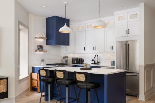 Kitchen, Ace Properties in Logan Square