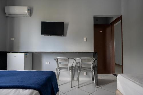 Double Room image 6