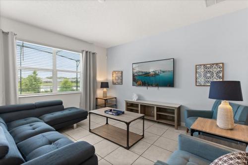 Summer Deal - Amazing 8BR Home with Private Pool!