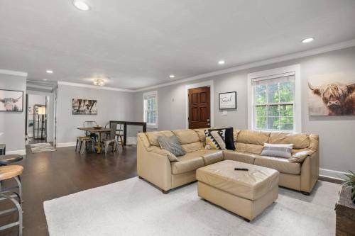 Country Loves City in Gresham Park