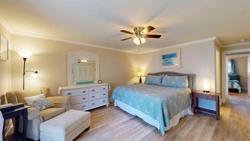719 Queens Grant - image 3