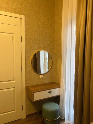 Albatross Luxe Hotel – Batumi, IL