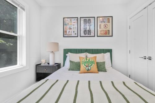 3 BR with parking near Downtown Boston in Somerville, USA