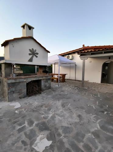 Summer house, Μονοκατοικία 120 (Summer house, Μονοκατοικια 120) in Euboea