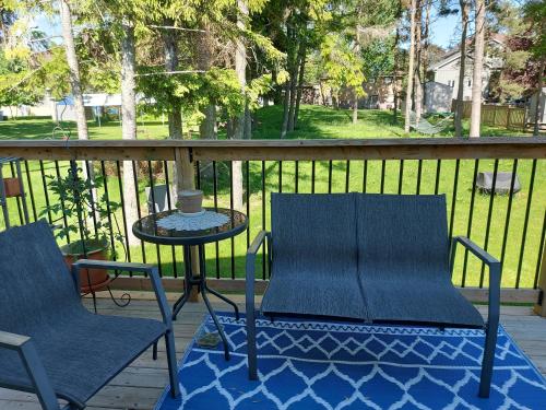 Balkons/terase, Soloquester's BnB in Saint Joseph (ON)