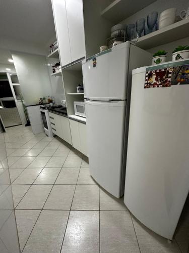 Apartamento frente mar com 3 suítes e 2 vagas de garagem (Apartamento frente mar com 3 suites e 2 vagas de garagem) in บัลเนย์ริโอฟลอริดา
