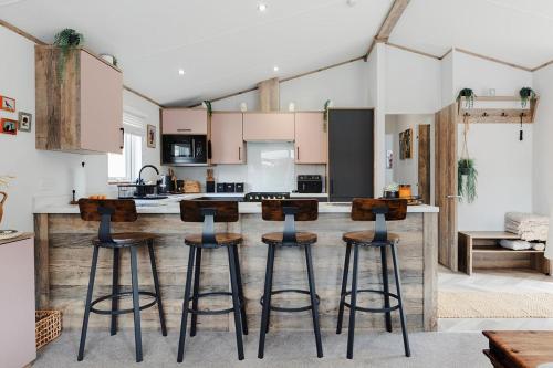 Tequila Sunrise - Ryde in Havenstreet