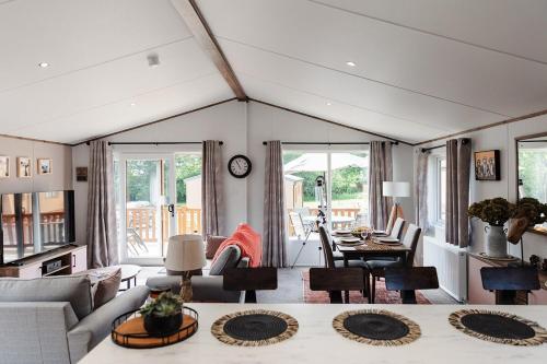 Tequila Sunrise - Ryde in Havenstreet