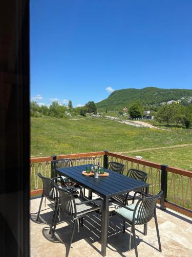 Balkons/terase, Grlo Sokolovo A-Frame Cottage - Mountain Retreat near Podgorica in Korita