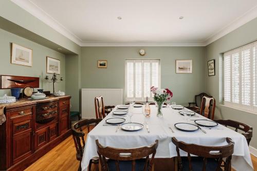 Little Orchard - Cowes in Cowes West and Gurnard