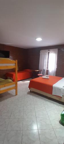 1 queen bed, 1 twin bed, 2 bunk beds