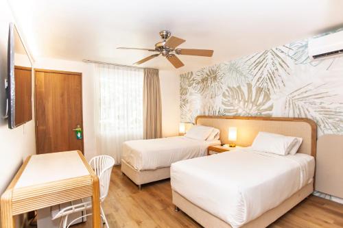 Hotel Cocoplum Beach - image 2