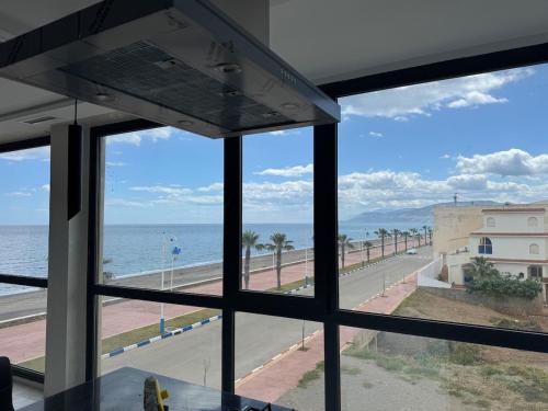New 2025, Front beach flat, Newly renovated, Oued Laou (zdjęcie 7)