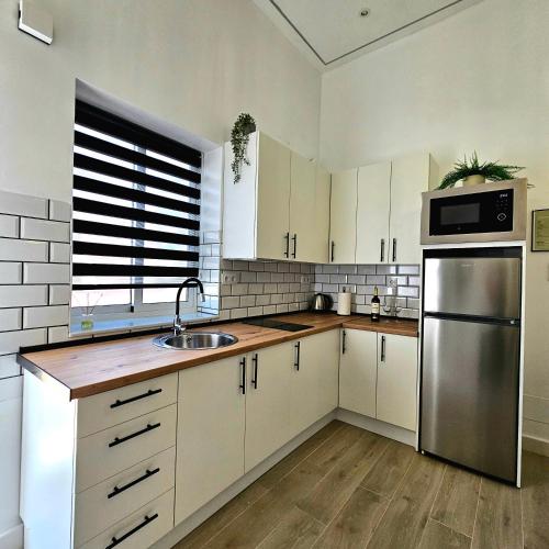 Konyha, Encantador apartamento y terraza in Poligono de San Isidro