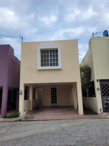 Casa Garcia Lomas