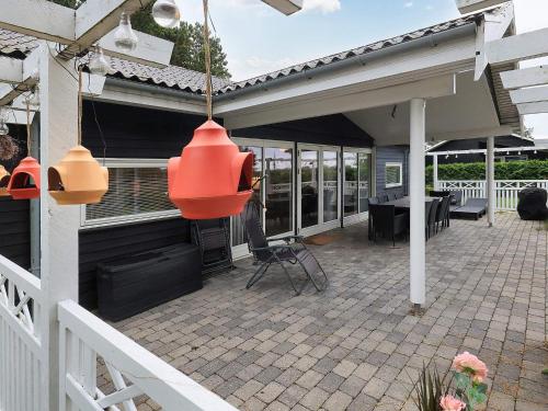 View, Family Retreat Sauna & Fenced Garden in Rodby