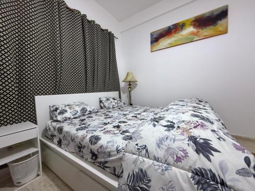 Room, Al majaz 2 in Madinat Zayid