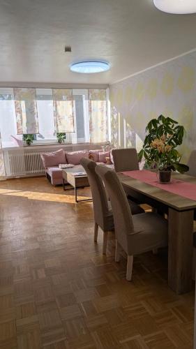 Wohlfühloase 80 qm max 6 Pers in Bielefeld, Deutschland