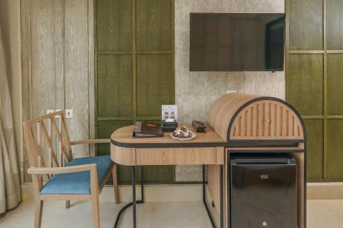 Special Offer - Superior Double or Twin Room image 9