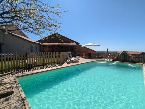 Gîte pour 11 pers. avec piscine, jardin clos et animaux admis - FR-1-653-277 gîte à louer Écuras