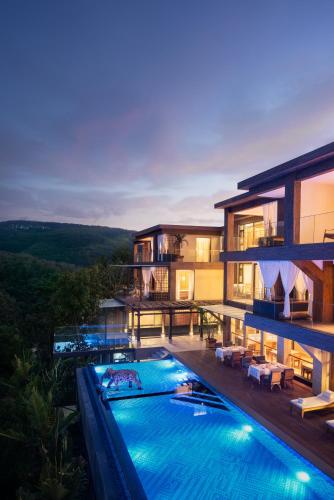 Jinghong Bood Panorama Resort Inn