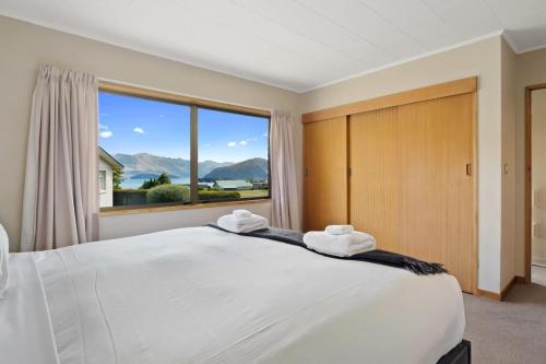 Four-Bedroom House image 7