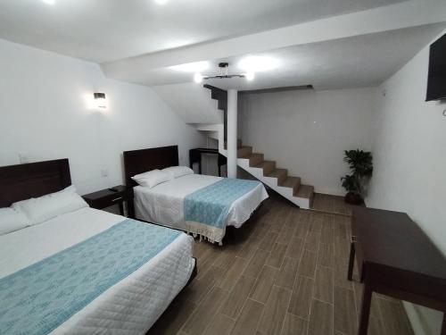 Hotel El Balcón (Hotel El Balcon) in Col Sta Julia