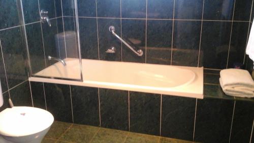 Willows Motel Willows Motel